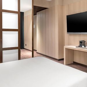 Camera standard con letto queen size